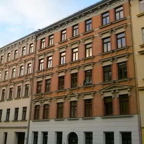 Wohnen in Schönefeld: 3-Zi. Whg mit offener Küche, Balkon, LIFT im Haus - Foto 1