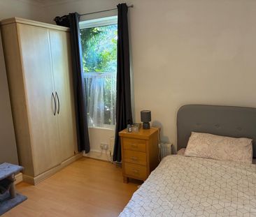 2 Bed Terraced House, Gladys Road, B67 - Photo 6