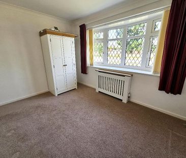 2 bedroom detached bungalow to rent - Photo 5
