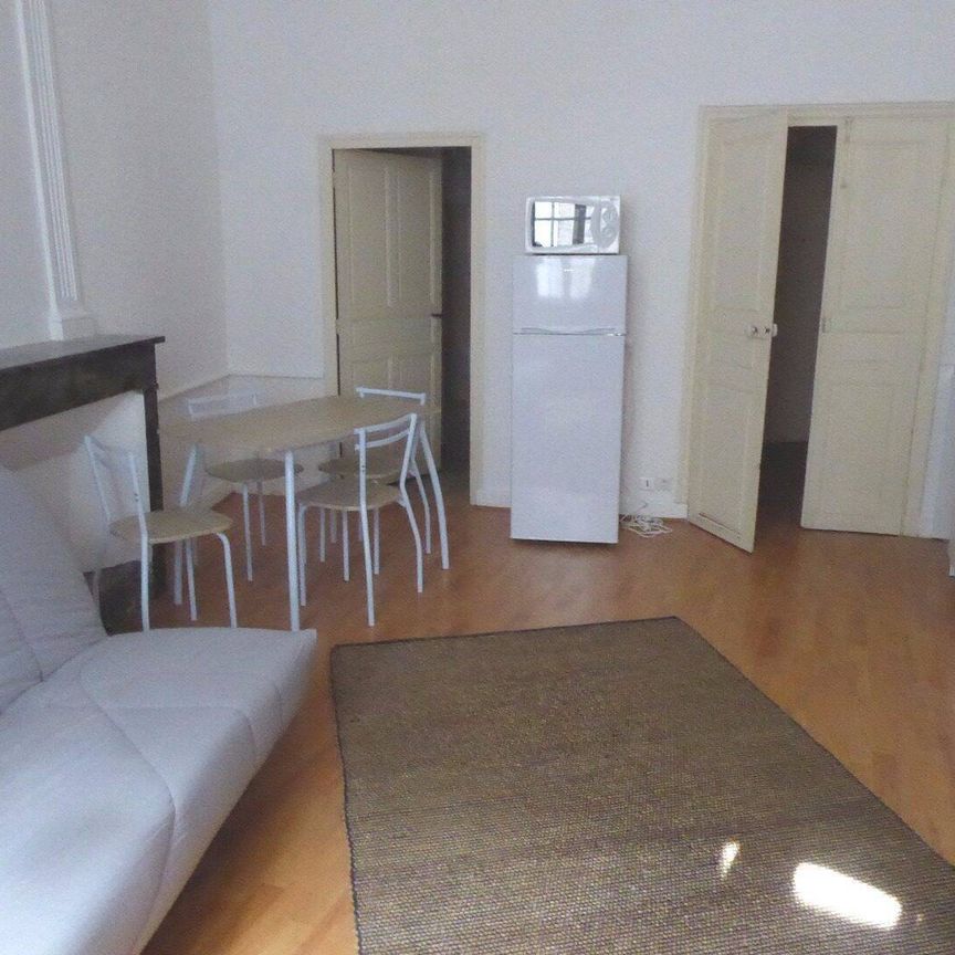 Location appartement 1 pièce 32 m² à Aubenas (07200) - Photo 1