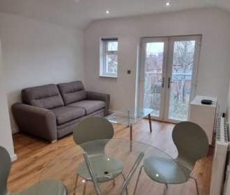 2 bedroom property to rent in Coventry - Photo 6