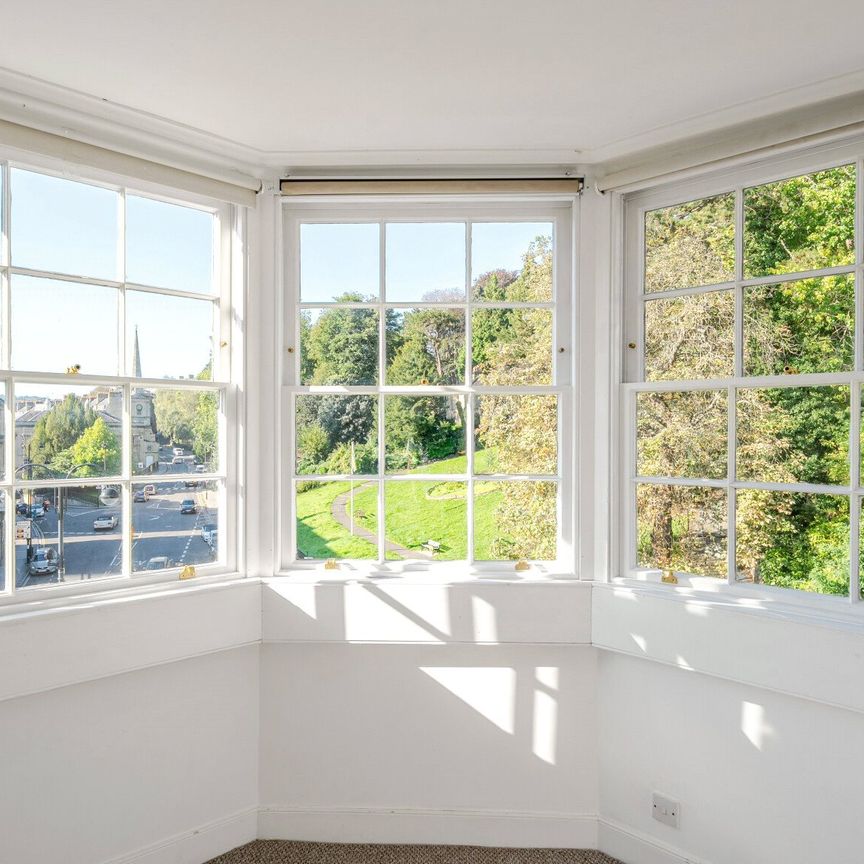 Walcot Parade, Bath, Somerset, BA1 - Photo 1