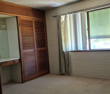 One Bedroom Flat - Photo 2