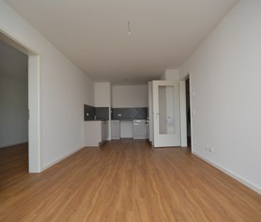 KOMFORTABEL WOHNEN FÜR SINGLE ODER PAAR - KLEINE 3-ZIMMER-WHG. MIT ... - Photo 2
