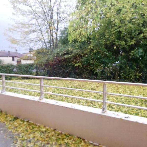 Location Appartement 1 pièce 31m² MONT DE MARSAN 40000 - Photo 1