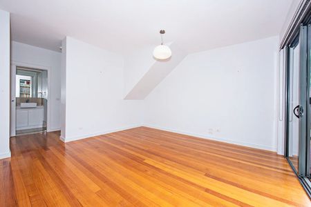 LOW MAINTENANCE LUXURY, POSITIONED TO PERFECTION! - Photo 4