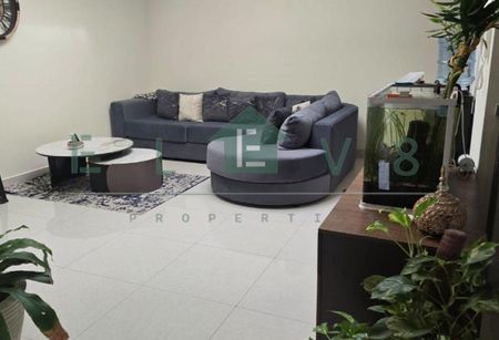4BR Semi-Furnished Townhouse | Burj Khalifa View - Photo 2