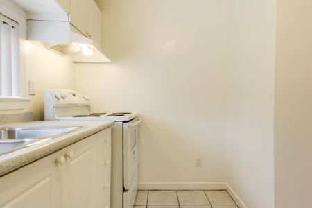 2 Bedrooms - Photo 5