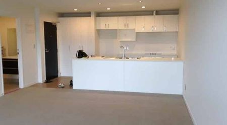 MODERN & STYLISH - Photo 2