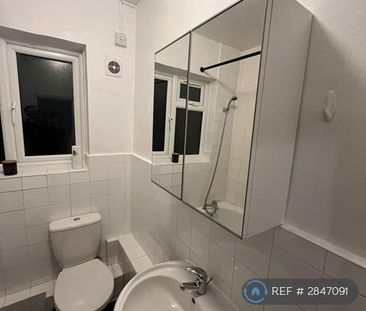 2 bedroom maisonette to rent - Photo 3