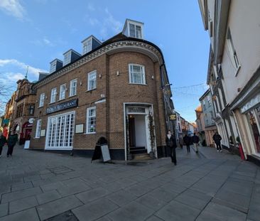 St. Giles Street - Photo 3