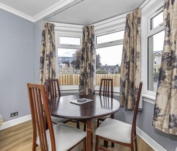 4 bedroom semi-detached house to rent - Photo 3