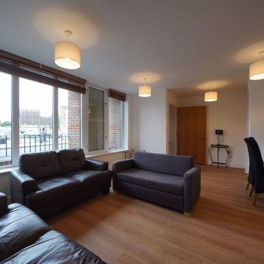 3 bedroom apartment to rent - Photo 1