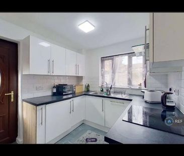 3 bedroom detached house to rent - Photo 6