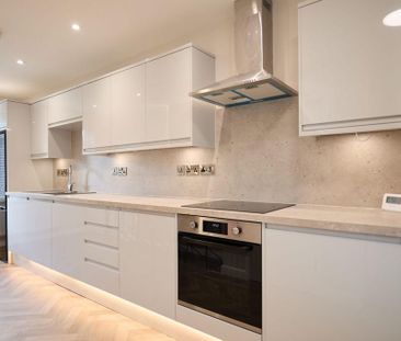 5 bedroom semi-detached house to rent - Photo 5