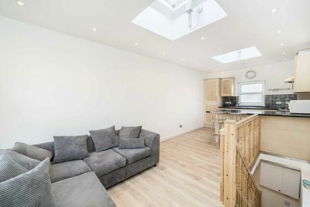 Darwin Road - Photo 3