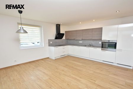 Pronájem bytu 2+kk v osobním vlastnictví 63 m², Čelákovice - Photo 3
