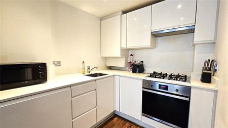 3 bedroom apartment to rent - Photo 5