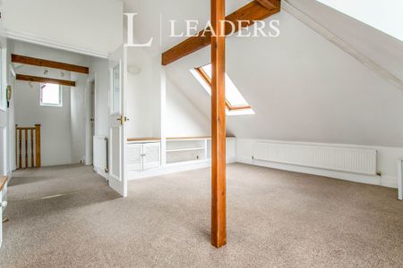 2 bedroom apartment to rent Danecourt Road, Poole, BH14 - Photo 2