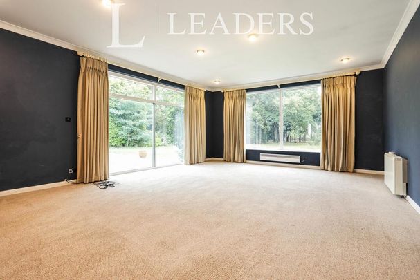 4 bedroom house to rent - Photo 1