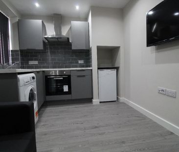 Market Street West Flat, PRESTON, Lancashire PR1 2HB - Photo 4