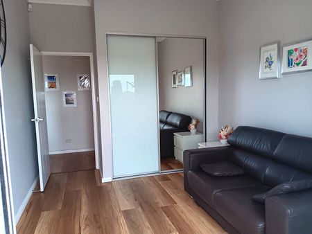 Home For Rent - Photo 3
