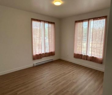 Projet St Marguerite 5 1/2 style condo à louer Disponible 1 Octobre... - Photo 2