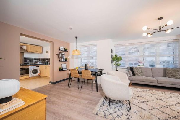 11 Meadow House, 47 The Boulevard, Belfast, BT7 3LN - Photo 1