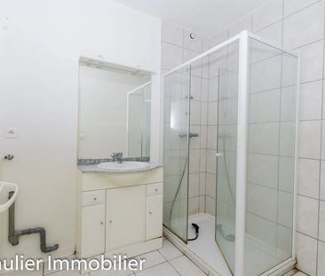 Location Appartement 4 pièces 103m² ST LATTIER 38840 - Photo 3