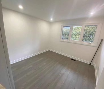 For Lease - 46 Drakefield Road, Markham, Ontario - Photo 5
