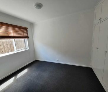 Register To Inspect // Bright, Comfortable & Convenient – Lifestyle... - Photo 1
