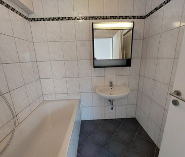 **AB SOFORT** Exklusive 3-Zimmer Dachgeschoss-Wohnung mit 2 Terrass... - Photo 3