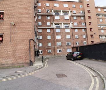 Harriott House, Jamaica Street, Stepney Green, London E1 - Photo 1