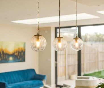 Slough, Berkshire, SL1 - Photo 3