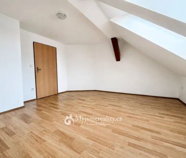 Pronájem cihlového bytu 2+kk, 86 m - Photo 1