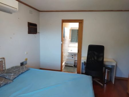 Glen Waverley - Photo 3