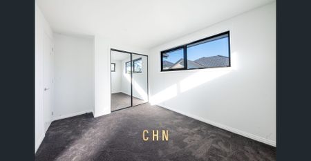 Welcome to Ruffey lake village - Photo 2