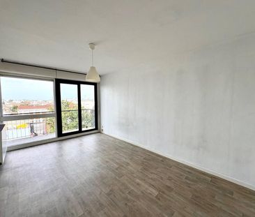 Location Appartement 1 pièce 30m² BORDEAUX 33800 - Photo 2