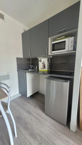 Location Appartement 2 pièces 27m² CANNES 06150 - Photo 3