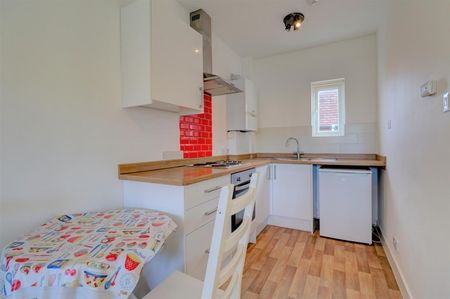 1 BED Flat To rent - Photo 3