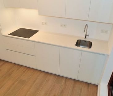 Appartement te huur in Antwerpen voor € 1.050 met 1 slaapkamer - Photo 4