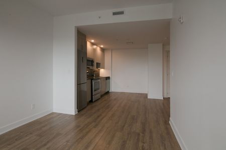 30 Saint-Joseph Est - Photo 3