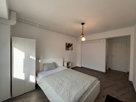 Avinguda del Primat Reig, Valencia, Valencian Community 46019 - Photo 3