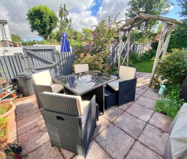 College Place, St. Albans - Photo 4