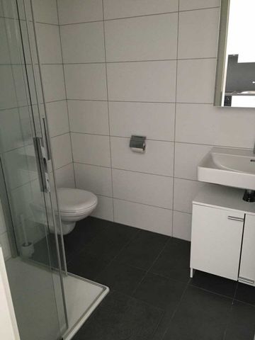 1 Zimmer, 2. Stock - Photo 4