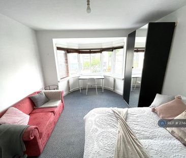 2 bedroom flat to rent - Photo 5