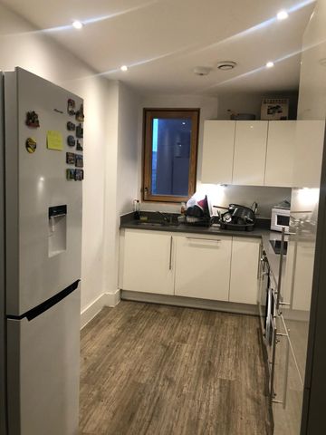 RM3 St. Ives Place | Poplar | London | E14 0HX - Photo 5