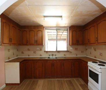 79 HEBBARD STREET - Photo 4