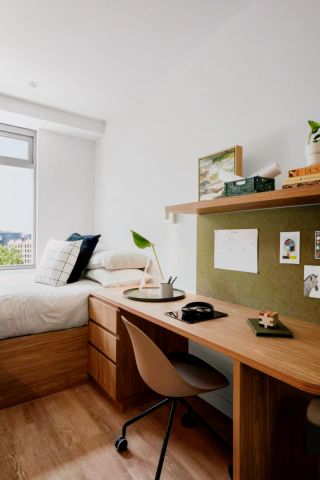 Medium Studio Regular - Photo 3