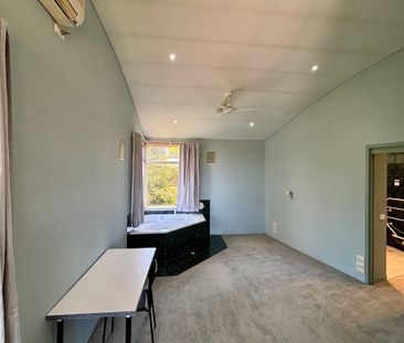 Windsor Gardens - Photo 5